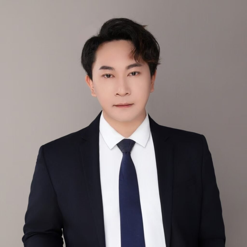 Lixing Chen，Star Lee, Founder & CEO, Starvey Global
